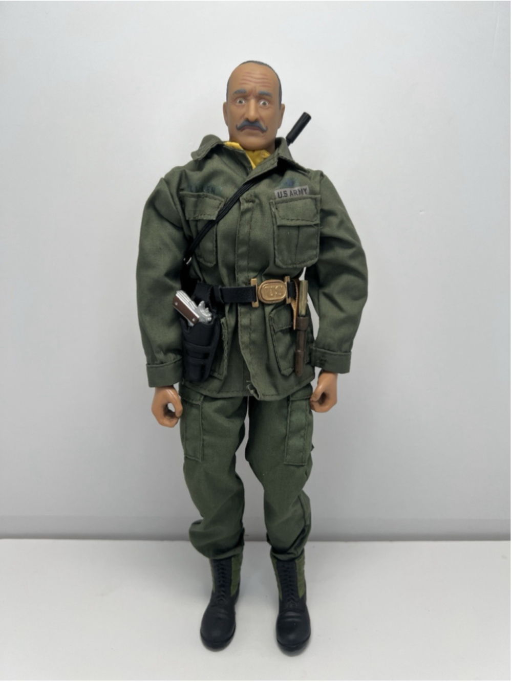 1:6 Ultimate Soldier Vietnam U.S Army Cavalry Huey Helicopter Pilot Figure 12"